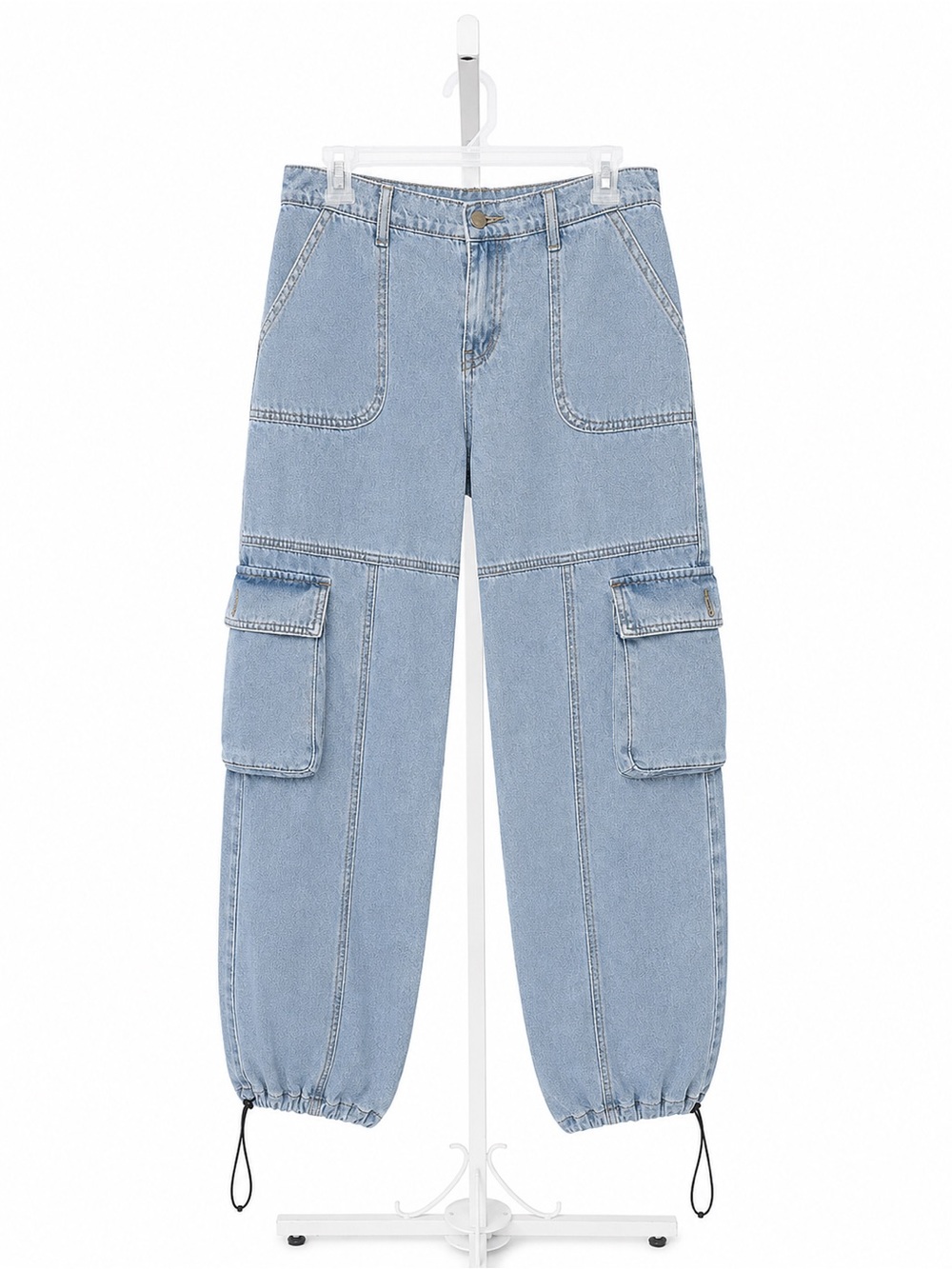 Light Wash Women's Boyfriend Cargo Jeans - Casual Utility Style
